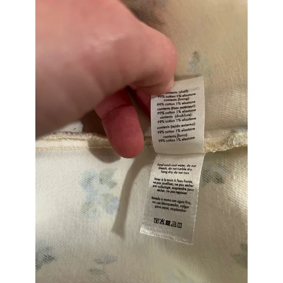 We Wore What White Skirt with Blue Flowers and Cut-out Detail, Size S - Picture 5 of 8